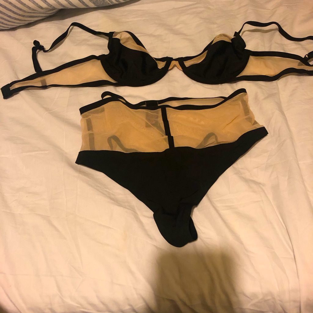 Brand New Never Tried On